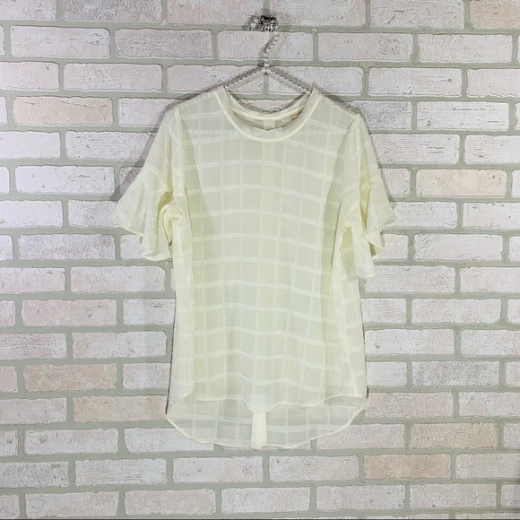 Soft Surroundings Tops - Soft Surroundings Cream Button Back Flutter Sleeve Top Size S